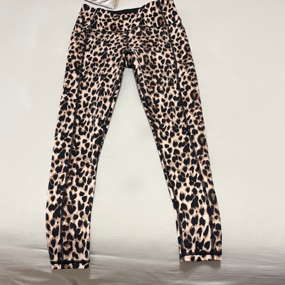 Victoria's Secret Animal Print Leopard Leggings